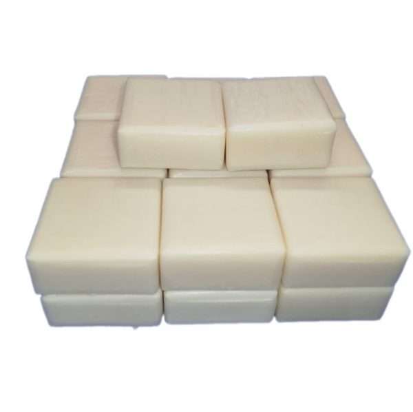 Nosyland 100g YY P3 - 20 Savons </br><span class="prix-unite">3,00 € U</span></br><span class="remise">3 Tomobila Kapoaka offertes</span>